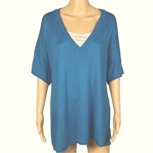 SHAE/ANTHROPOLOGIE deep V-neckline, oversized, lightweight sweater. Large. EUC